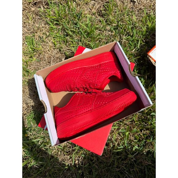 5Y | 6.5 WOMEN’S NIKE AIR FORCE LOW IQ2748-600 RED SNEAKERS TRIPLE RED main image 5